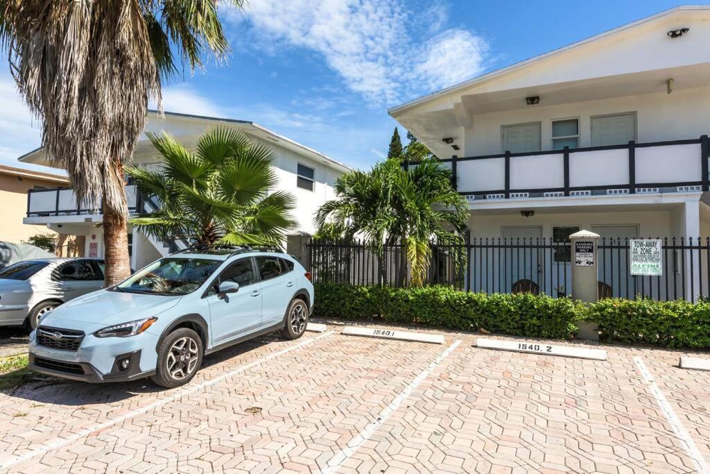 A1 - Endless Summer Vacation Rentals - Affordable Luxury Near Downtown Форт-Лодердейл Экстерьер фото
