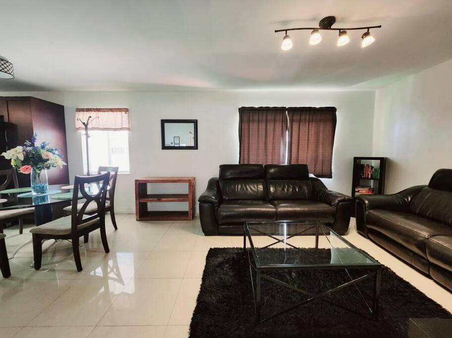 A1 - Endless Summer Vacation Rentals - Affordable Luxury Near Downtown Форт-Лодердейл Экстерьер фото