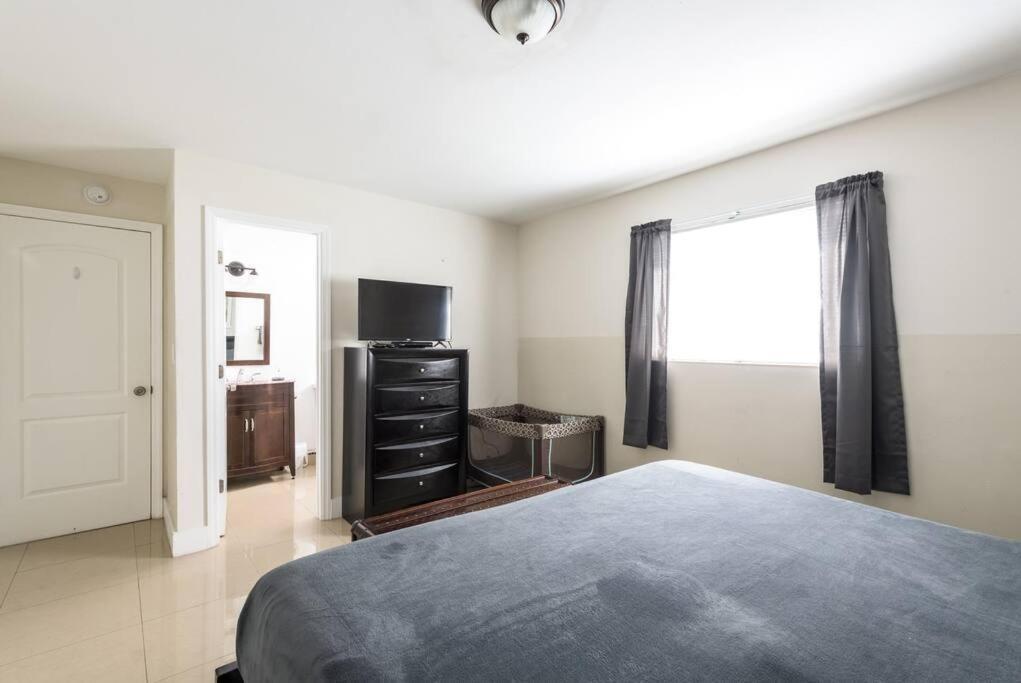 A1 - Endless Summer Vacation Rentals - Affordable Luxury Near Downtown Форт-Лодердейл Экстерьер фото
